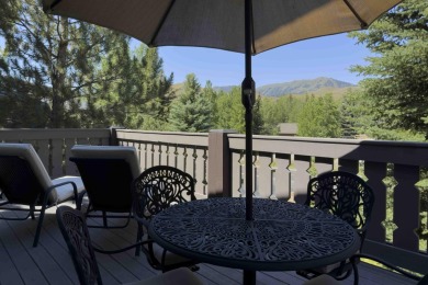 These Sunpointe Villa units are very popular, being located in on Elkhorn Golf Club in Idaho - for sale on GolfHomes.com, golf home, golf lot