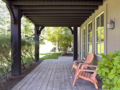 These Sunpointe Villa units are very popular, being located in on Elkhorn Golf Club in Idaho - for sale on GolfHomes.com, golf home, golf lot