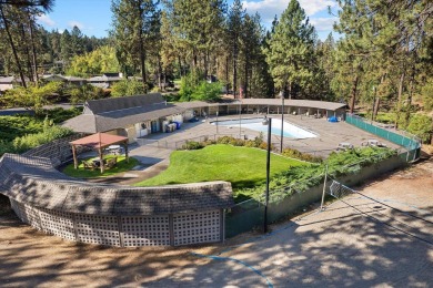 Welcome to this 4 bedroom, 3 bath home in the Fairwood Park on Spokane Country Club in Washington - for sale on GolfHomes.com, golf home, golf lot