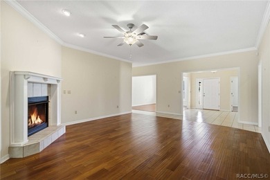 Sitting on Twisted Oaks Golf course, in a cul-de-sac, is this on Twisted Oaks Golf Club in Florida - for sale on GolfHomes.com, golf home, golf lot