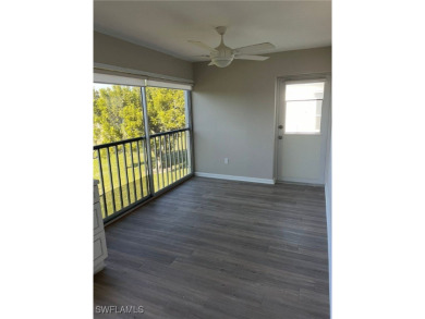 Welcome Home to your beautiful, clean, bright & sunny south Fort on Myerlee Country Club in Florida - for sale on GolfHomes.com, golf home, golf lot