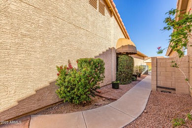This spacious 2115 SF Palacia Plus floor plan with a 2 car on Ironwood Golf Club in Arizona - for sale on GolfHomes.com, golf home, golf lot