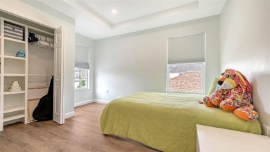 Located in Greenbrook Run of Lakewood Ranch, home has low HOA on Lakewood Ranch Golf and Country Club in Florida - for sale on GolfHomes.com, golf home, golf lot