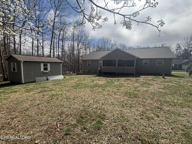 Welcome to this spacious 1500+ sq ft one owner home in Lake on Lake Tansi Village Country Club in Tennessee - for sale on GolfHomes.com, golf home, golf lot