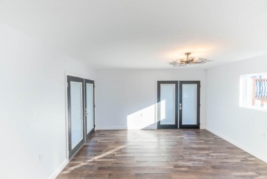 You will not want to miss this beautifully remodeled 2,885 sq on Gene Pray Memorial Golf Course in Missouri - for sale on GolfHomes.com, golf home, golf lot