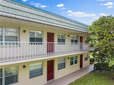 Nestled on a quiet cul-de-sac with a tranquil preserve backdrop on Vero Beach South Golf Course in Florida - for sale on GolfHomes.com, golf home, golf lot