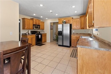 Spacious 5-bedroom, 3-bath home in Diamond City, AR offering 4 on Diamond Hills Country Club in Arkansas - for sale on GolfHomes.com, golf home, golf lot