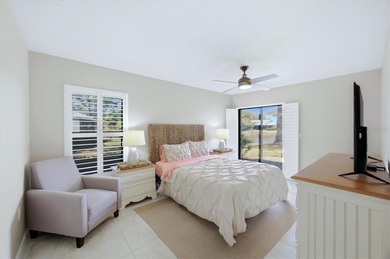 Experience the best of lakefront living within the Plantation on Plantation Golf and Country Club in Florida - for sale on GolfHomes.com, golf home, golf lot