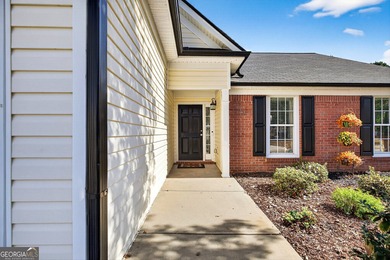 Welcome to this charming 3 bedroom, 2 bath ranch home with a on Summergrove Golf Club in Georgia - for sale on GolfHomes.com, golf home, golf lot