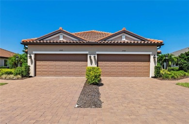 INCREDIBLE OPPORTUNITY TO OWN A --2 BEDROOM+DEN--VILLA WITH YOUR on Esplanade Golf and Country at Lakewood Ranch in Florida - for sale on GolfHomes.com, golf home, golf lot