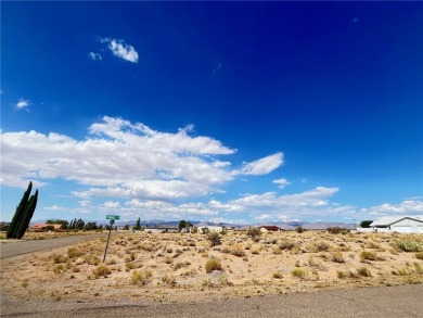 Valle Vista 0.25 acre corner lot: Perfect lot for your new build on Valle Vista Golf Course in Arizona - for sale on GolfHomes.com, golf home, golf lot