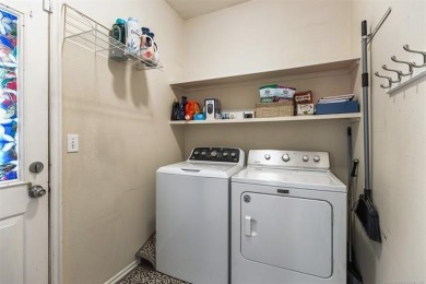 CULDESAC CUTIE in SOUTHERN LINKS...NEW HVAC downstairs, HOT on Bailey Ranch Golf Club in Oklahoma - for sale on GolfHomes.com, golf home, golf lot