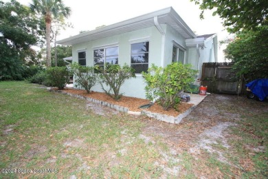 MUST SEE, desirable, convenient & popular location in Sebastian on Sebastian Municipal Golf Course in Florida - for sale on GolfHomes.com, golf home, golf lot