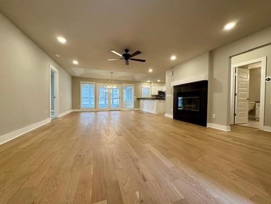 A charming home nestled in the heart of Bella Vista, AR on Bella Vista Country Club - Berksdale in Arkansas - for sale on GolfHomes.com, golf home, golf lot