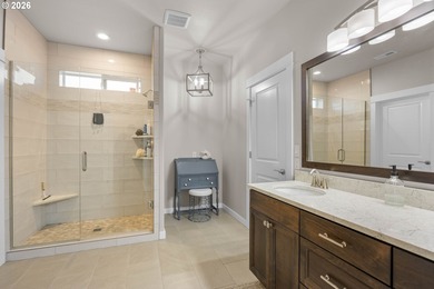 Adorable better than new home in highly desired West Sutherlin on Oak Hills Golf Club / Umpqua Golf Resort in Oregon - for sale on GolfHomes.com, golf home, golf lot