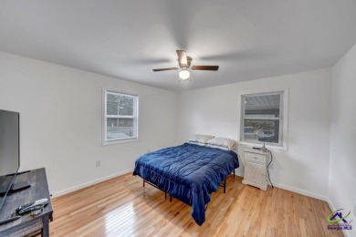 Move-In Ready Bungalow in Reynolds, GA!  BRAND NEW HEAT AND AIR on Reynolds Golf Course in Georgia - for sale on GolfHomes.com, golf home, golf lot