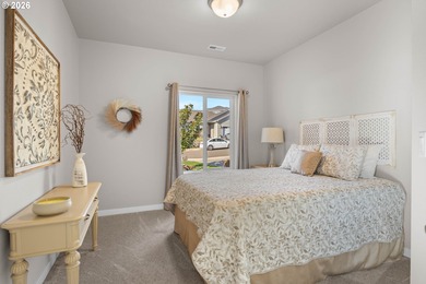 Adorable better than new home in highly desired West Sutherlin on Oak Hills Golf Club / Umpqua Golf Resort in Oregon - for sale on GolfHomes.com, golf home, golf lot