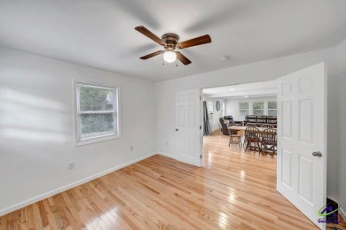 Move-In Ready Bungalow in Reynolds, GA!  BRAND NEW HEAT AND AIR on Reynolds Golf Course in Georgia - for sale on GolfHomes.com, golf home, golf lot