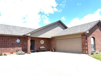 Beautiful townhome located on Hole #11 Green of Holiday Hills on Holiday Hills Country Club in Texas - for sale on GolfHomes.com, golf home, golf lot