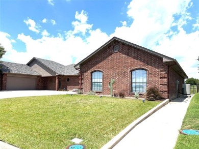 Beautiful townhome located on Hole #11 Green of Holiday Hills on Holiday Hills Country Club in Texas - for sale on GolfHomes.com, golf home, golf lot