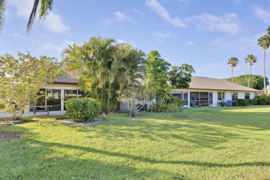 Welcome to 106 S Moccasin Trail in Monterey at Indian Creek, a on The Golf Club of Jupiter in Florida - for sale on GolfHomes.com, golf home, golf lot