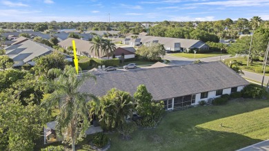 Welcome to 106 S Moccasin Trail in Monterey at Indian Creek, a on The Golf Club of Jupiter in Florida - for sale on GolfHomes.com, golf home, golf lot