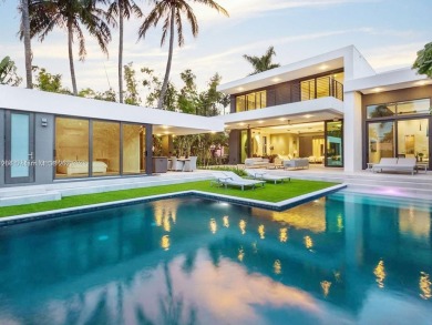Contemporary House near Miami Beach Golf Club, cosmetic updates on Miami Beach Golf Club in Florida - for sale on GolfHomes.com, golf home, golf lot