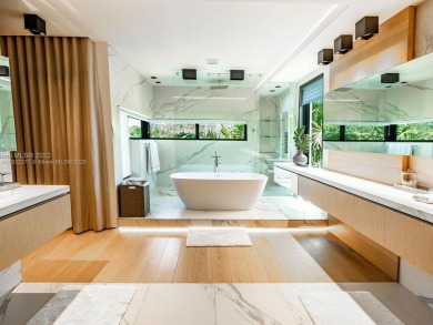 Contemporary House near Miami Beach Golf Club, cosmetic updates on Miami Beach Golf Club in Florida - for sale on GolfHomes.com, golf home, golf lot