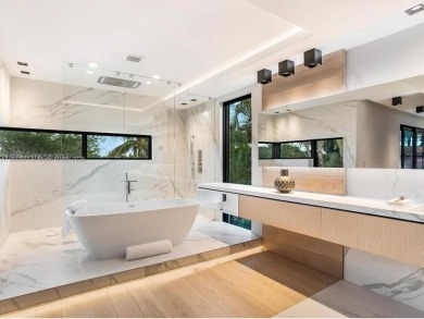 Contemporary House near Miami Beach Golf Club, cosmetic updates on Miami Beach Golf Club in Florida - for sale on GolfHomes.com, golf home, golf lot