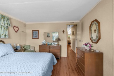 BEAUTIFUL MOVE IN READY HOME! Gorgeous 55+ Gated Golf Course on Brookridge Country Club in Florida - for sale on GolfHomes.com, golf home, golf lot