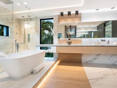Contemporary House near Miami Beach Golf Club, cosmetic updates on Miami Beach Golf Club in Florida - for sale on GolfHomes.com, golf home, golf lot