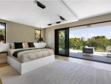 Contemporary House near Miami Beach Golf Club, cosmetic updates on Miami Beach Golf Club in Florida - for sale on GolfHomes.com, golf home, golf lot