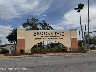 BEAUTIFUL MOVE IN READY HOME! Gorgeous 55+ Gated Golf Course on Brookridge Country Club in Florida - for sale on GolfHomes.com, golf home, golf lot