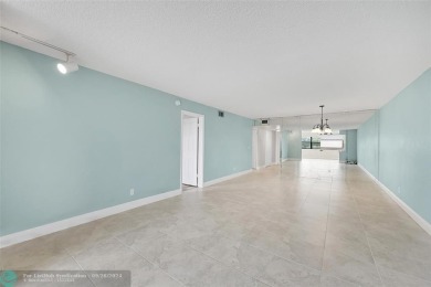 55+ COMMUNITY, THIS BEAUTIFUL TURN KEY READY UNIT IS ON THE 3rd on Sunrise Lakes Phase IV Golf Course in Florida - for sale on GolfHomes.com, golf home, golf lot