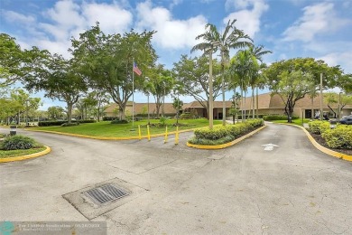 55+ COMMUNITY, THIS BEAUTIFUL TURN KEY READY UNIT IS ON THE 3rd on Sunrise Lakes Phase IV Golf Course in Florida - for sale on GolfHomes.com, golf home, golf lot