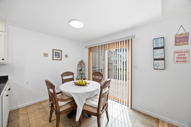 Cozy well maintained Ranch in Andover Hills with 3 bedrooms & on Andover Golf and Country Club in Kentucky - for sale on GolfHomes.com, golf home, golf lot