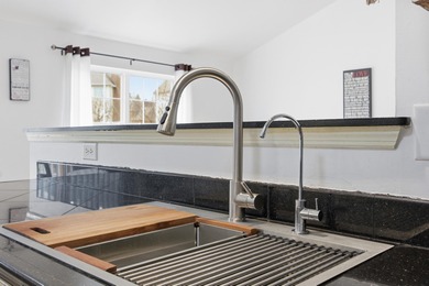 Cozy well maintained Ranch in Andover Hills with 3 bedrooms & on Andover Golf and Country Club in Kentucky - for sale on GolfHomes.com, golf home, golf lot