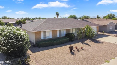 Welcome to your move-in ready gem in Sun City AZ! This extremely on Sun City Lakes West and East in Arizona - for sale on GolfHomes.com, golf home, golf lot