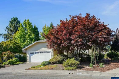 Salemtowne 55+ community golf course home with views of the 6th on Salemtowne Golf Club in Oregon - for sale on GolfHomes.com, golf home, golf lot