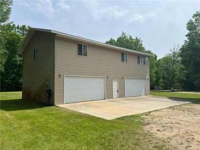 Well-maintained 2BR/1BA seasonal home on a spacious 2.5-acre lot on Longbow Golf Club in Minnesota - for sale on GolfHomes.com, golf home, golf lot