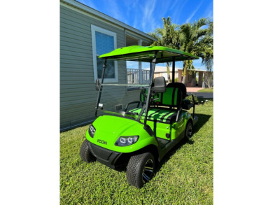 You've just discovered a REAL GEM -- a move-in ready paradise on Royal Wood Golf and Country Club in Florida - for sale on GolfHomes.com, golf home, golf lot