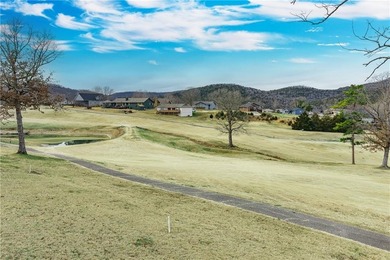 This beautifully updated home offers a prime golf course setting on Holiday Island Executive Golf Course in Arkansas - for sale on GolfHomes.com, golf home, golf lot