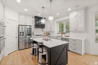 This stunning 2-story home is perfectly located within walking on Davis Park Golf Course in Utah - for sale on GolfHomes.com, golf home, golf lot