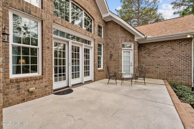 Come see this beautiful home with Membership in Pinewild Country on Pinewild Country Club of Pinehurst in North Carolina - for sale on GolfHomes.com, golf home, golf lot