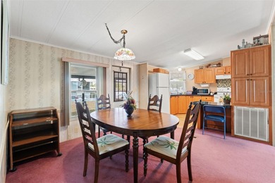 Welcome to this well-maintained 2 bedroom, 2 bathroom home on High Point Golf Club, Inc. in Florida - for sale on GolfHomes.com, golf home, golf lot