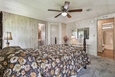 Welcome to Glenwood Estates, one of the area's most vibrant 55+ on Largo Golf Course in Florida - for sale on GolfHomes.com, golf home, golf lot