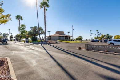 A beautiful 2 bed, 2 bath townhome in Circa Court is now for on Sun City Lakes West and East in Arizona - for sale on GolfHomes.com, golf home, golf lot