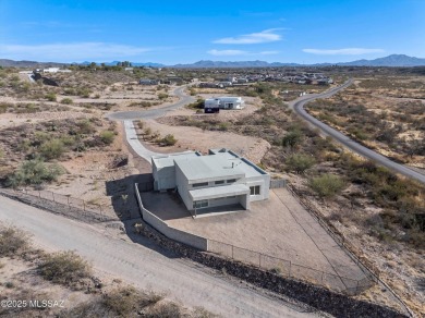 Stunning, Energy-Efficient Home in Pinnacle Del LagoDiscover the on Del Lago Golf Club in Arizona - for sale on GolfHomes.com, golf home, golf lot