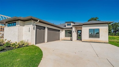 New build by Aubree Homes in sought after Thomas Crossing home on Southern Oaks Golf Club in Texas - for sale on GolfHomes.com, golf home, golf lot