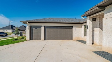 New build by Aubree Homes in sought after Thomas Crossing home on Southern Oaks Golf Club in Texas - for sale on GolfHomes.com, golf home, golf lot